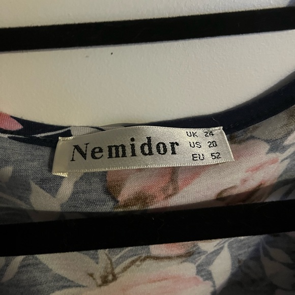 Floral maxi dress - Picture 2 of 2